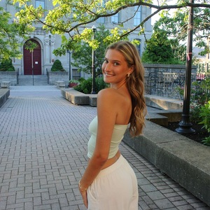 Clara Back